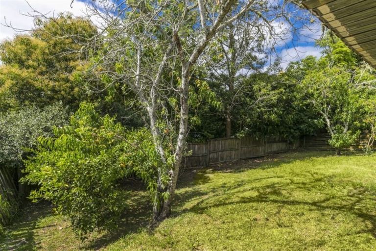 Photo of property in 4 Chislehurst Street, Henderson, Auckland, 0612