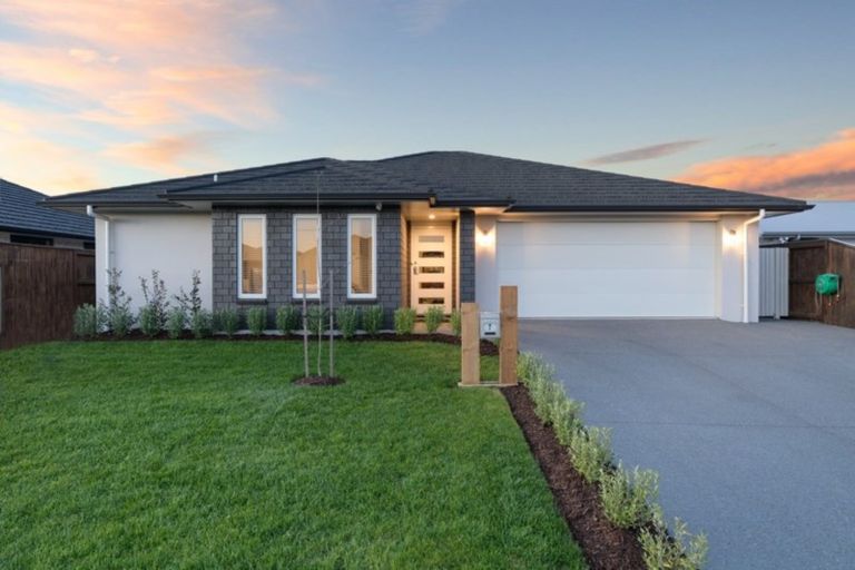 Photo of property in 7 Rotomanu Place, Pyes Pa, Tauranga, 3112