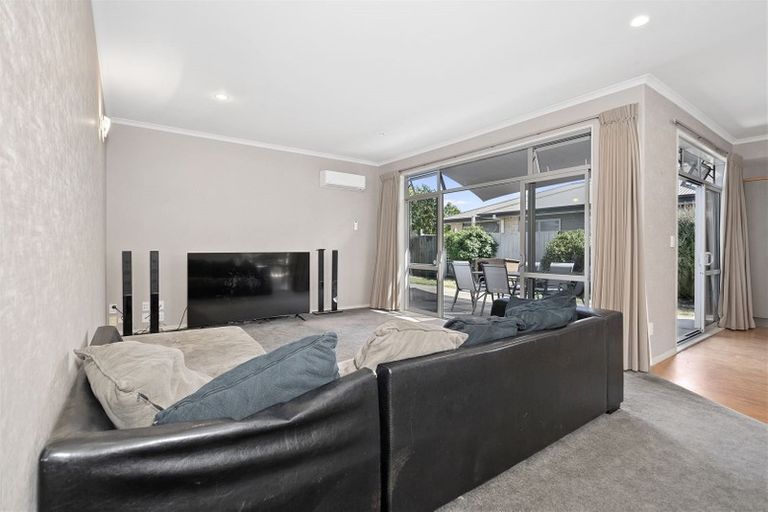 Photo of property in 10 Marick Place, Papamoa Beach, Papamoa, 3118