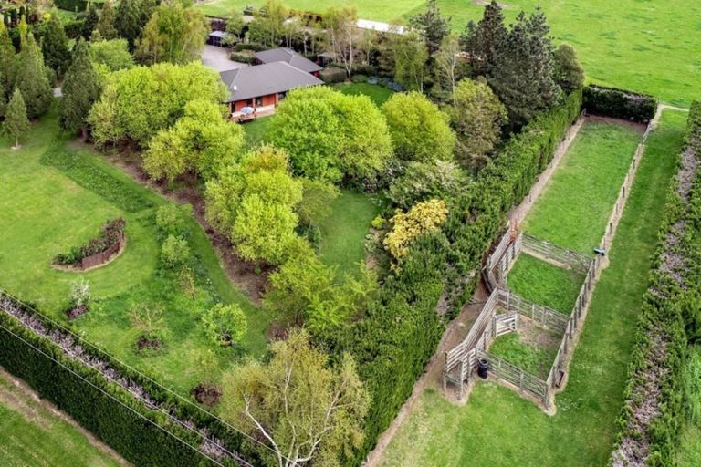 Photo of property in 1483 Clintons Road, Darfield, 7571