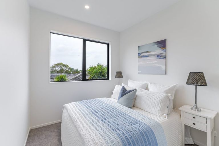 Photo of property in 40d Innismara Avenue, Wattle Downs, Auckland, 2103