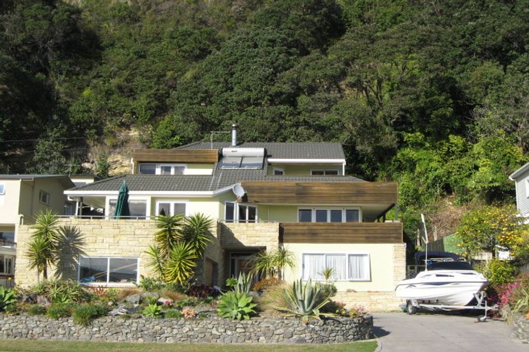 Photo of property in 198 Pohutukawa Avenue, Ohope, 3121