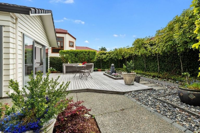 Photo of property in 2/3 Hart Road, Hauraki, Auckland, 0622