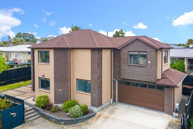 Photo of property in 74b Stamford Park Road, Mount Roskill, Auckland, 1041