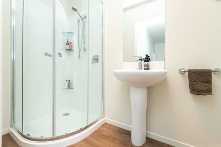 Photo of property in 10 Palm Grove Drive, Western Heights, Hamilton, 3200