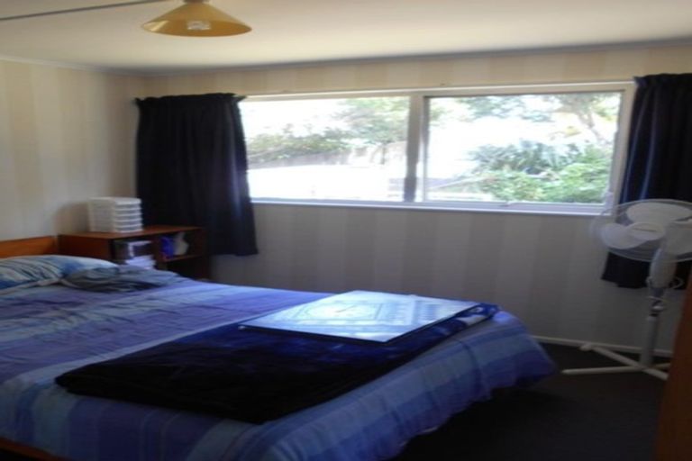 Photo of property in 169b Newlands Road, Newlands, Wellington, 6037