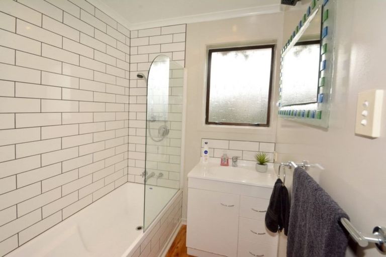 Photo of property in 6 Stephen Street, Halfway Bush, Dunedin, 9010