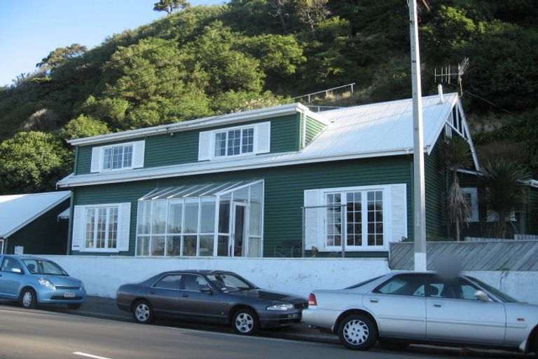 Photo of property in 159 Marine Parade, Seatoun, Wellington, 6022