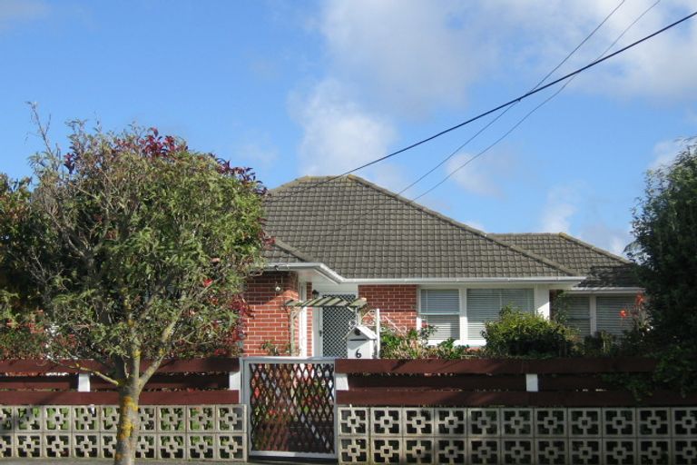 Photo of property in 6 Barraud Street, Avalon, Lower Hutt, 5011