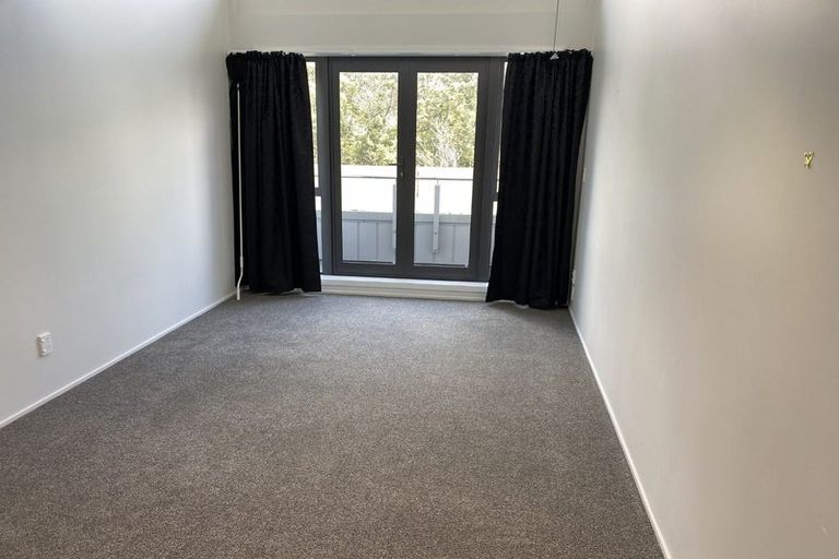 Photo of property in 11b/30 Westward Ho, Glen Eden, Auckland, 0602