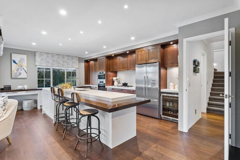 Photo of property in 38 Porterfield Road, Whitford, Howick, 2571