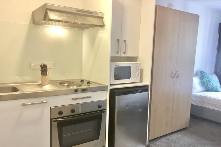 Photo of property in Orange Apartments/victoria Centr, 605/169 The Terrace, Wellington Central, Wellington, 6011