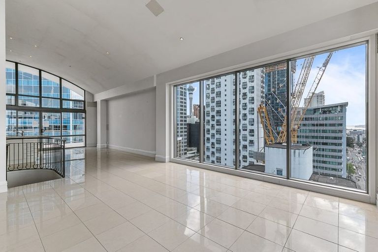 Photo of property in Tower Hill Apartments, 15f/1 Emily Place, Auckland Central, Auckland, 1010