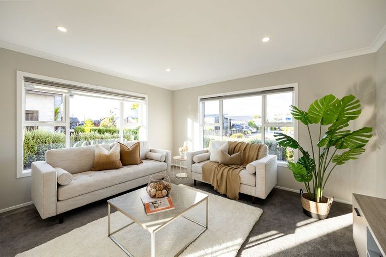 Photo of property in 8 Lavinias Way, Chartwell, Hamilton, 3210