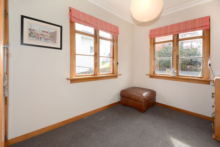 Photo of property in 50 Tomahawk Road, Andersons Bay, Dunedin, 9013