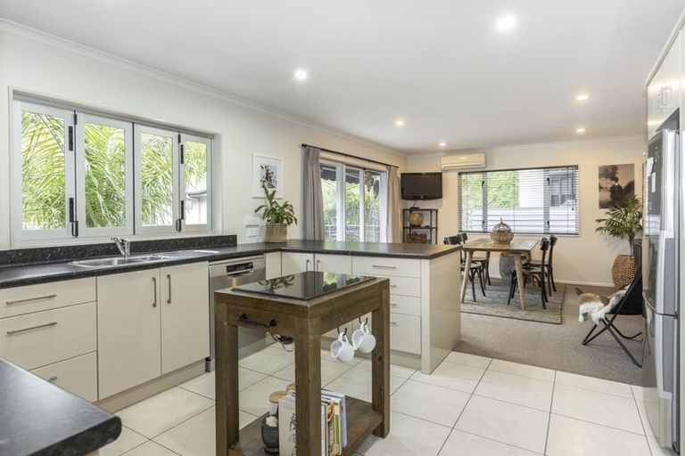 Photo of property in 151 Milton Road, Bluff Hill, Napier, 4110