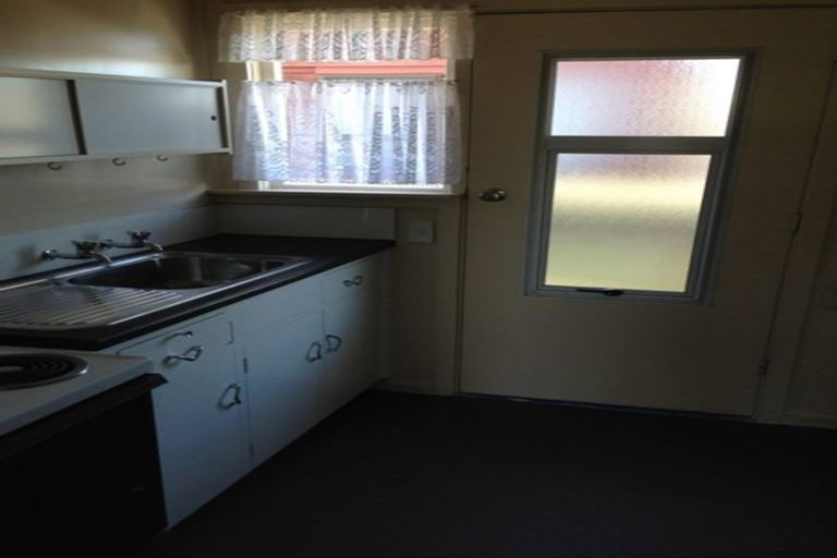 Photo of property in 4/6 Hatton Street, West End, Timaru, 7910