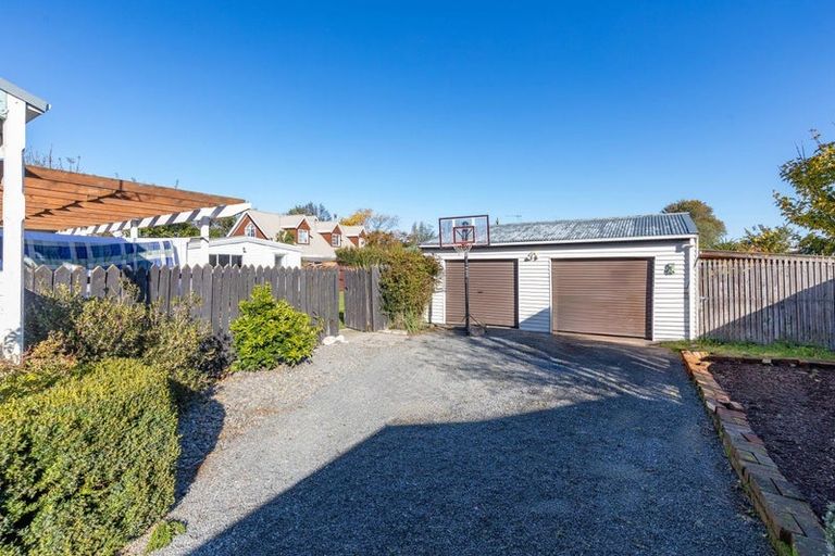 Photo of property in 53 Railway Road, Rangiora, 7400