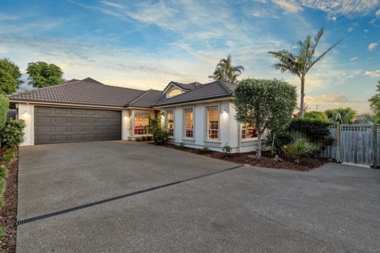 Photo of property in 23 Hendrika Court, Hobsonville, Auckland, 0618