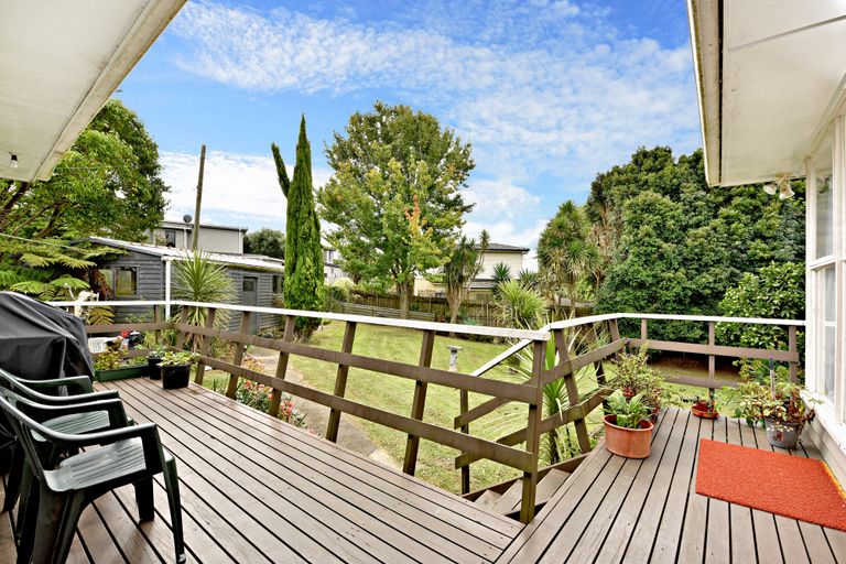 Photo of property in 14 Mccracken Road, Mount Wellington, Auckland, 1060