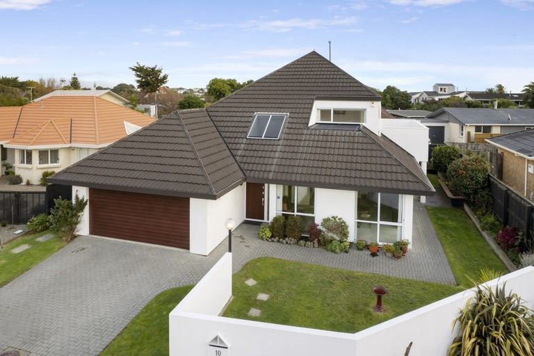 Photo of property in 10 Beach Haven Place, Paraparaumu Beach, Paraparaumu, 5032