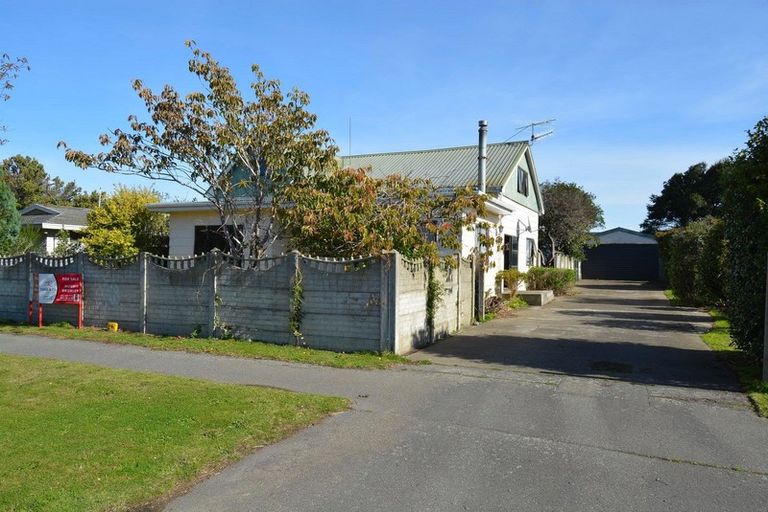 Photo of property in 249 Princes Street, Strathern, Invercargill, 9812