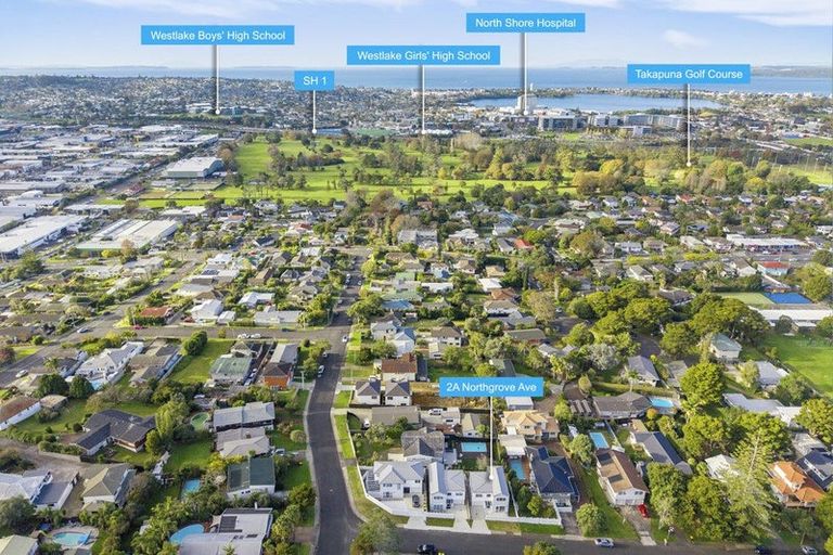 Photo of property in 2a Northgrove Avenue, Hillcrest, Auckland, 0627