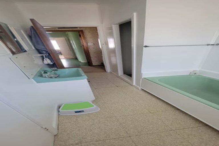 Photo of property in 39 Norman Road, Hauraki, Auckland, 0622