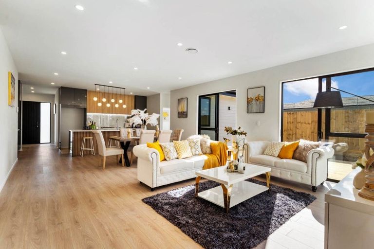 Photo of property in 5 Dolcetto Place, Pokeno, 2402