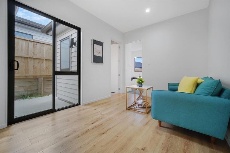 Photo of property in 61 Drumbuoy Drive, Flat Bush, Auckland, 2019