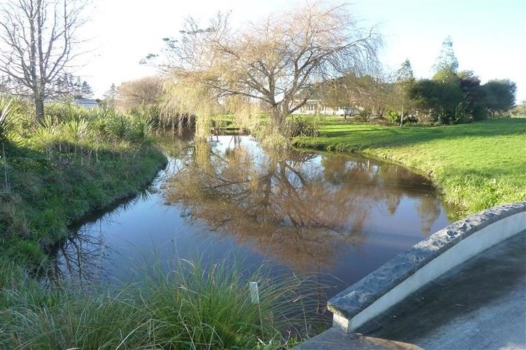 Photo of property in 87 Green Road, Dairy Flat, Albany, 0792