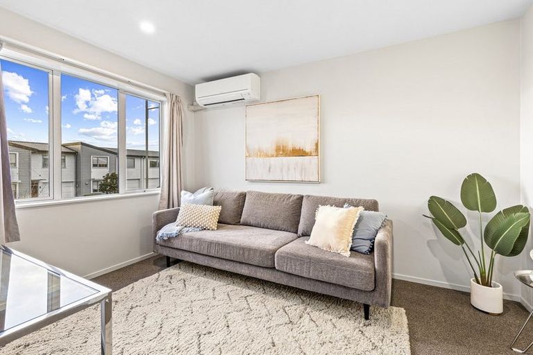 Photo of property in 54 Pencaitland Drive, Flat Bush, Auckland, 2019