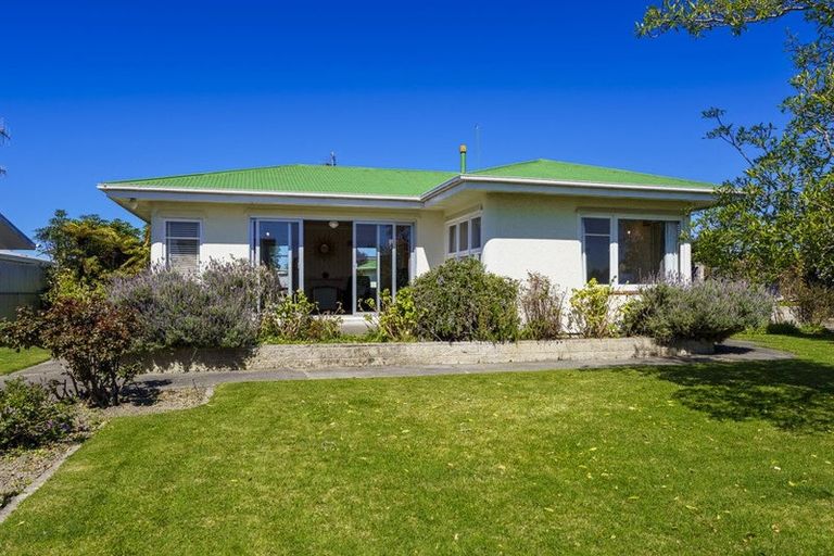 Photo of property in 33 Wharerangi Road, Tamatea, Napier, 4112
