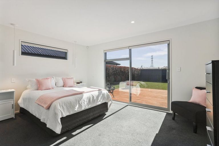 Photo of property in 8 Salisbury Avenue, Rangiora, 7400