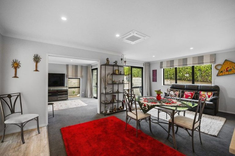 Photo of property in 3 Herring Place, Omokoroa, 3114