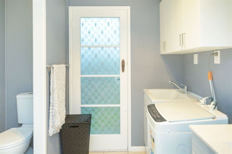 Photo of property in 17a Norwich Place, Awapuni, Palmerston North, 4412