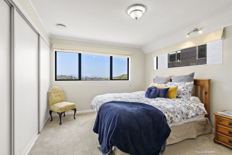 Photo of property in 6 Malda Grove, Khandallah, Wellington, 6035