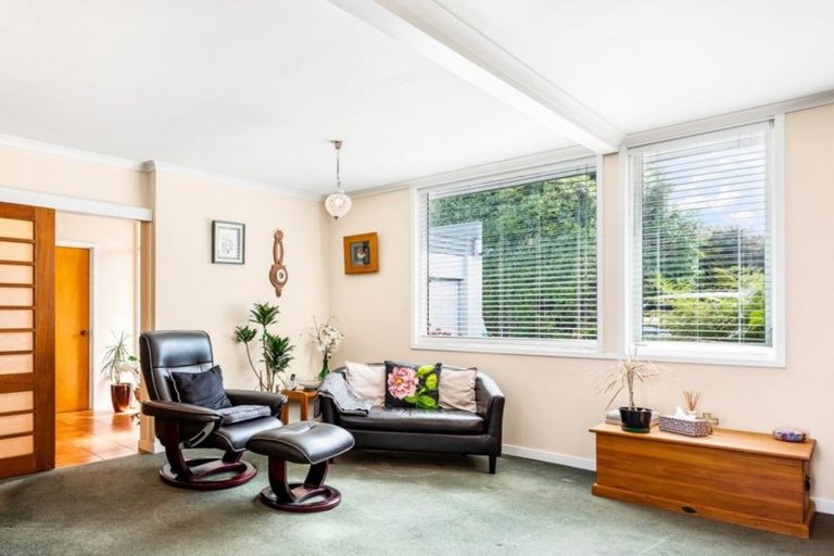 Photo of property in 45 Te Atatu Road, Te Atatu South, Auckland, 0610