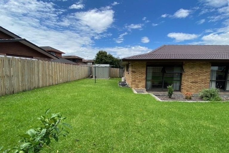 Photo of property in 4 Britannia Place, Half Moon Bay, Auckland, 2012