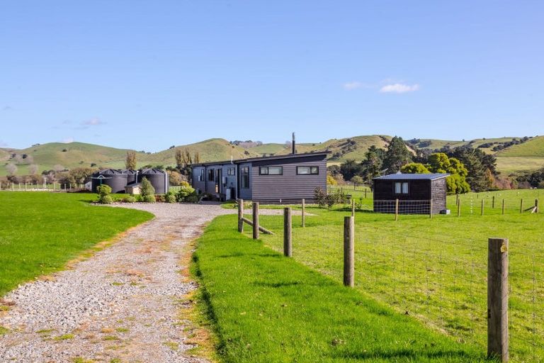 Photo of property in 34 Admiral Road, Gladstone, Masterton, 5883