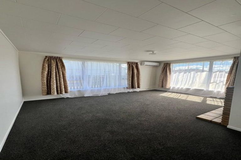 Photo of property in 6 Perry Place, Bader, Hamilton, 3206