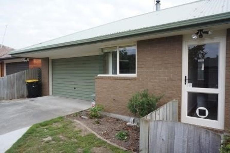 Photo of property in 19 James Drive, Woodend, 7610