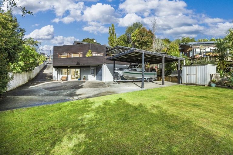 Photo of property in 37a Penzance Road, Mairangi Bay, Auckland, 0630
