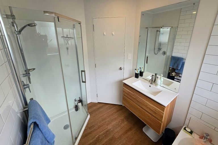 Photo of property in 21 Robinia Place, Snells Beach, 0920