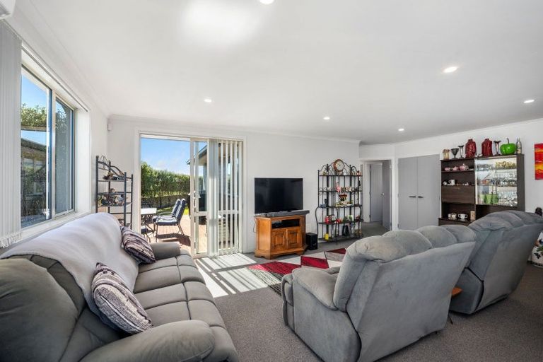 Photo of property in Waterview Estate, 87/4 Greystone Place, Omokoroa, 3114