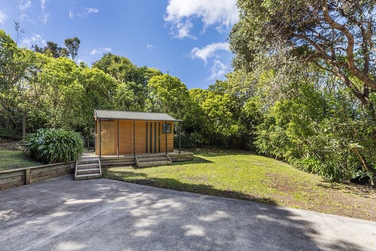Photo of property in 94 Mana View Road, Paremata, Porirua, 5026