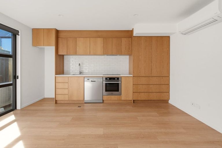 Photo of property in 3/13 Moa Place, Christchurch Central, Christchurch, 8013