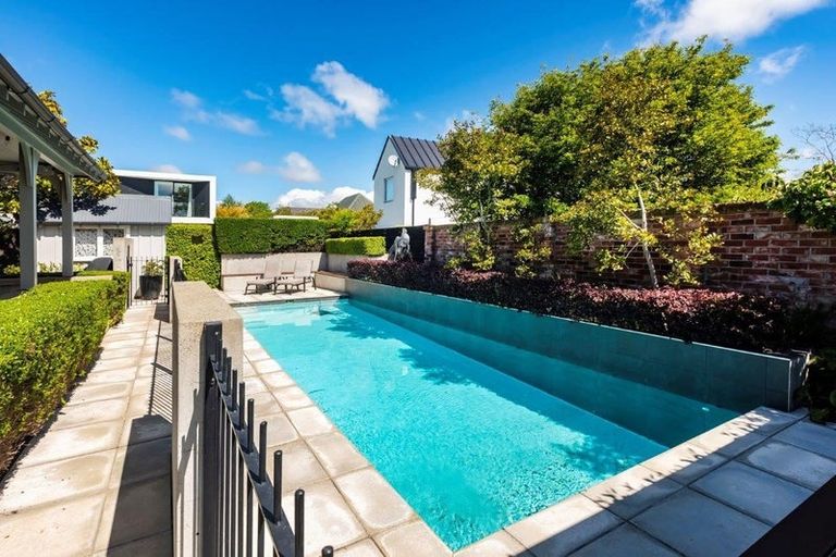 Photo of property in 37 Winchester Street, Merivale, Christchurch, 8014