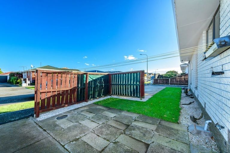 Photo of property in 1/17 Apollo Place, Papanui, Christchurch, 8052