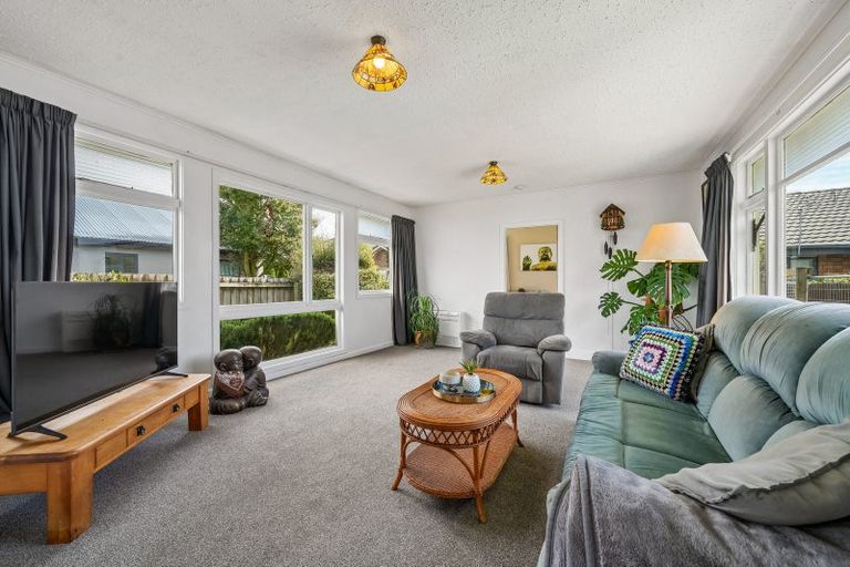 Photo of property in 55 Tyrone Street, Belfast, Christchurch, 8051